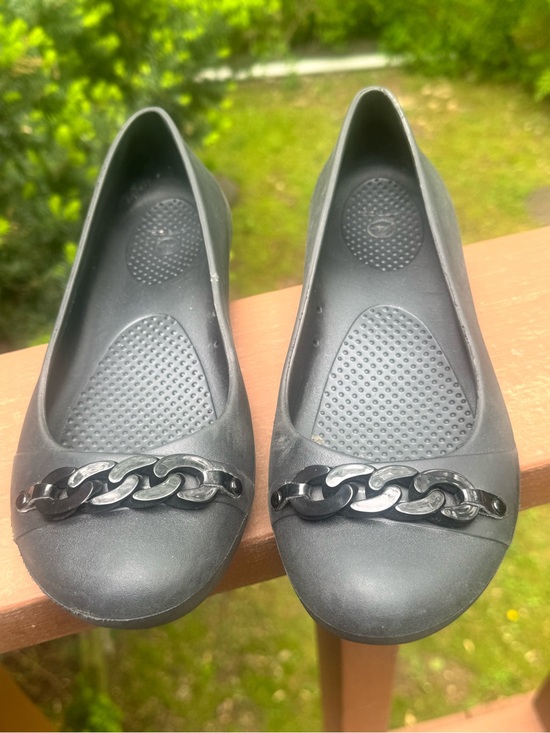 CROCS Shoes - Crocs Women’s Black Chain‑Accent Ballet Flats – Size 9W (Used)